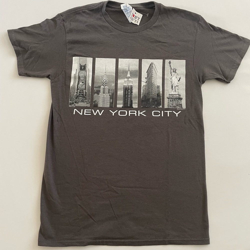 Vintage New York souvenir T-shirt. NWT.